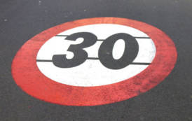 Gli apprendisti stregoni della viabilità: dopo la pedonalizzazione di via Roma, arrivano le “Zone 30” (Pierluigi Mannino)