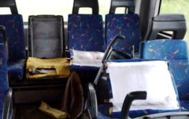 TRASPORTI, Le IMMAGINI dei danni ad un autobus Arst che fa servizio verso le scuole