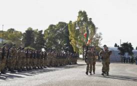 SASSARI, I ‘sassarini’ salutano la città prima di andare in missione in Afghanistan, Iraq e Libia
