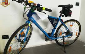 CAGLIARI, Circolava in bici con pezzi rubati dai mezzi del ‘bike sharing’: denunciato 39enne quartese
