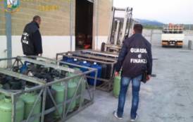 SARDEGNA, Sequestrati 652 chili di gpl in bombole nel Sulcis Iglesiente: denunciato il titolare del deposito