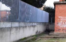 CAGLIARI, Recinzione nell’ex Circoscrizione di via Cinquini per contrastare il viavai di tossicodipendenti