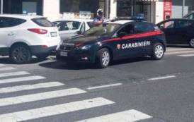 CAGLIARI, Sorpreso in viale Trieste mentre rubava da auto parcheggiate: arrestato pregiudicato 58enne