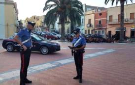SANT’ANTIOCO, Aggredisce la moglie a colpi di roncola in piazza Umberto: arrestato pensionato 66enne