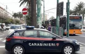 CAGLIARI, Aggredisce convivente in via Roma e la manda all’ospedale: arrestato pregiudicato gambiano