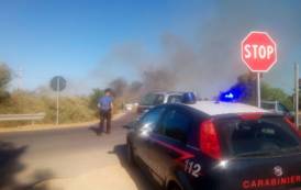 CASTIADAS, Un incendio minaccia case e resort: evacuati i turisti e residenti (IMMAGINI)