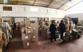 ASSEMINI, Magazzino cinese di prodotti non sicuri e contraffatti: sequestrati oltre 2 milioni di articoli