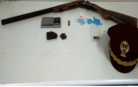 QUARTU SANT’ELENA, Aveva in casa hashish, cocaina e marijuana ed un fucile: arrestato pregiudicato 28enne
