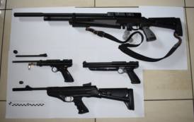 SASSARI, Vendita illegale on line di armi ad aria compressa: denunciato 61enne che deteneva due carabine e due pistole