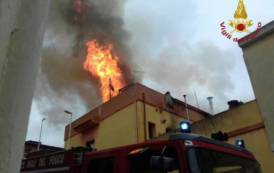 MONASTIR, Incendio in una palazzina: illesi due anziani (VIDEO)