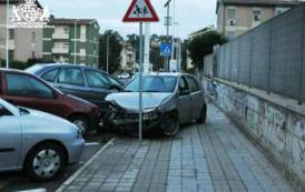 CAGLIARI, Incidente mortale in via dei Donoratico: malore per un 52enne e schianto sul muro del Liceo