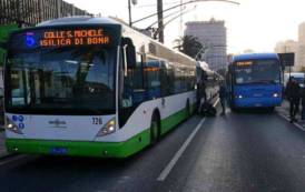 CAGLIARI, Investito sulle strisce pedonali da un autobus dell’Arst finisce al Pronto soccorso