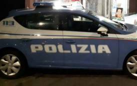 CAGLIARI, Scoperto mentre ruba abbigliamento da Ovs in via Dante: arrestato pregiudicato marocchino