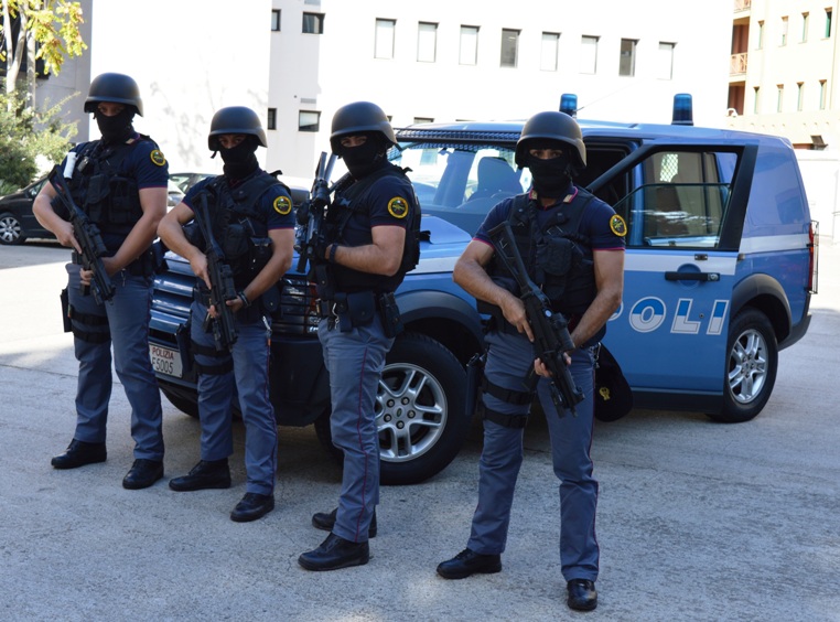 CAGLIARI, Da domani in azione al Porto le Unità operative di primo intervento della Polizia