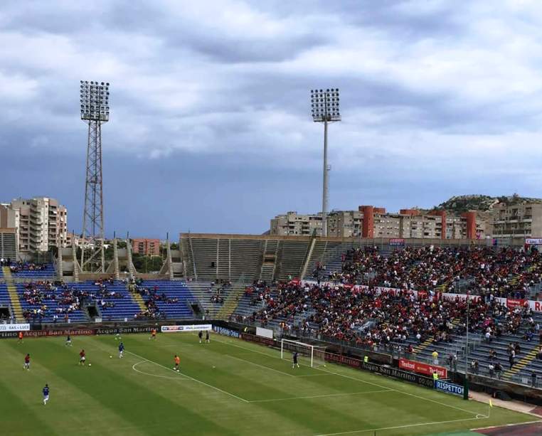 CALCIO, Il Cagliari visto da un tifoso della Curva: prendiamoci i tre punti e accontentiamoci, il bel gioco (forse) arriverà