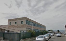 CAGLIARI, Aggredisce con una testata un giovane all’uscita della discoteca: arrestato pregiudicato 35enne