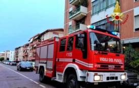 CAGLIARI, Incendio in un appartamento di via Corsica